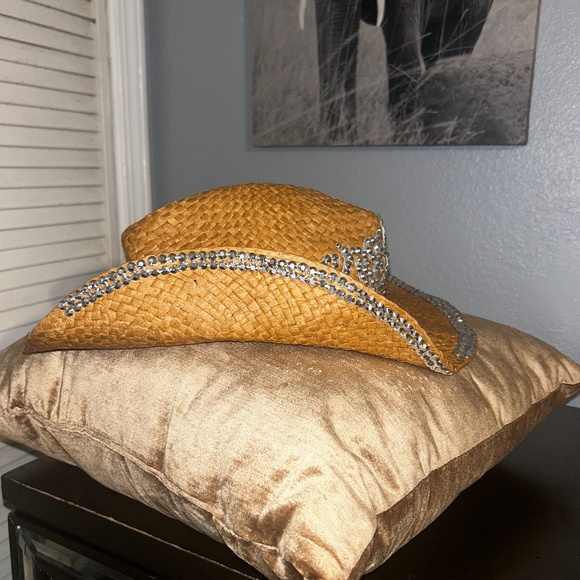 Tan Cowgirl Hat - Picture 2 of 2